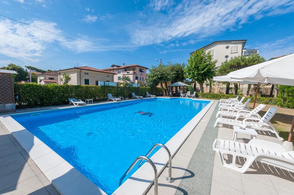 Apuana Hotel